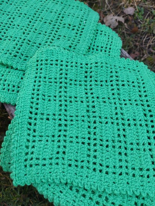 7 бр. подложки за сервиране изплетени на една кука  2 лв./1,02€ за бр.