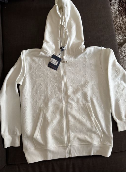 Louis Vuitton-Автентичен чисто нов мъжки суитчър Л размер