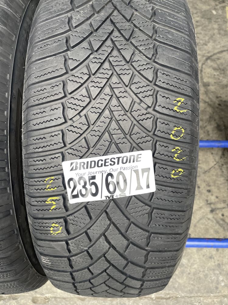 235/60/17 Bridgestone M+S