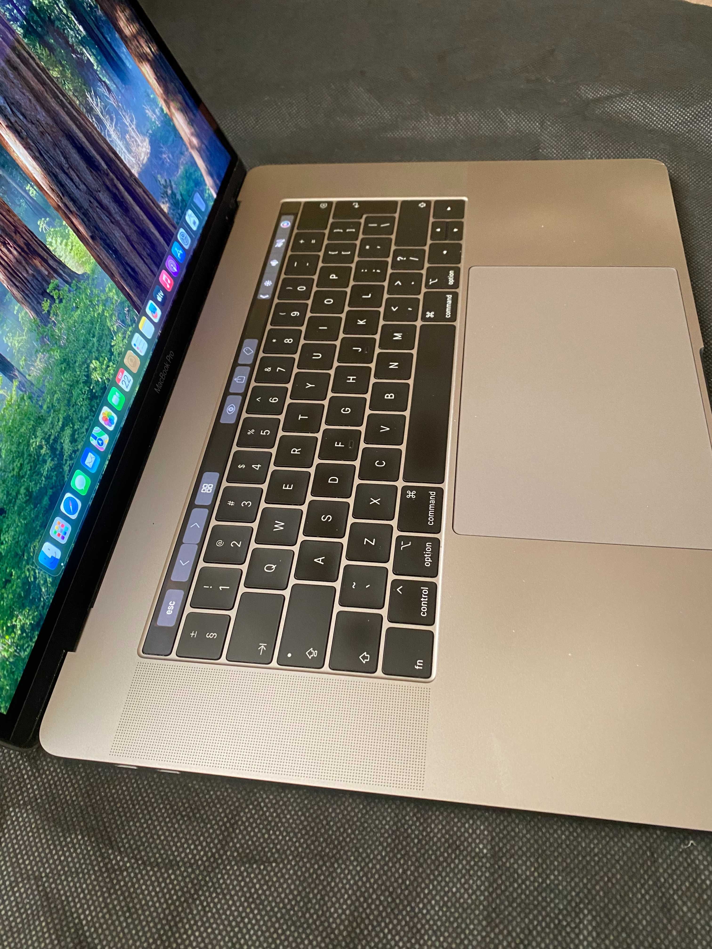 15" 6-core i7 MacBook Pro А1990 Touch/Mid-2018/-i7/16GB RAM/512GB SSD