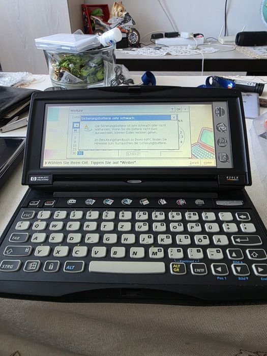 Vândmini laptop HP 620LX cu mufa de încărcare defectă
