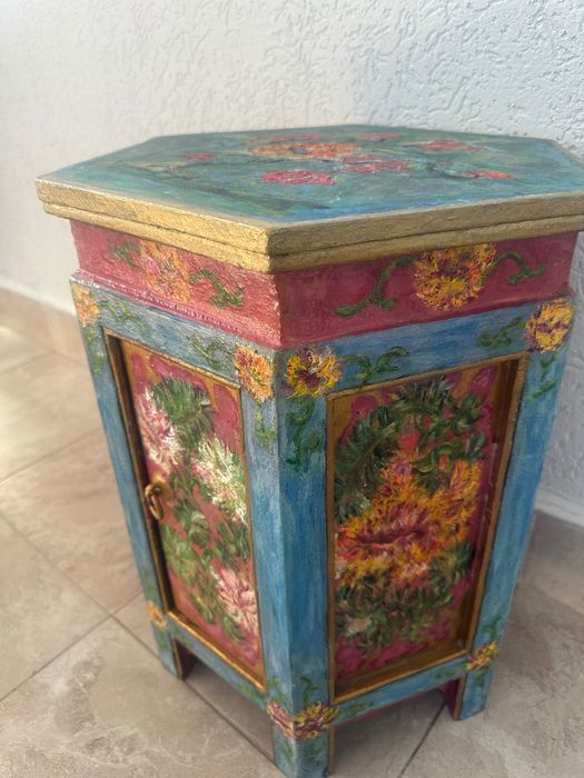 Старинни шкафчета 2броя