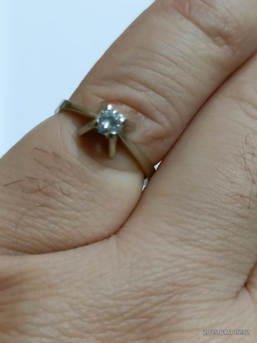 Vind inel din aur 14kt cu diamant 0,20ct