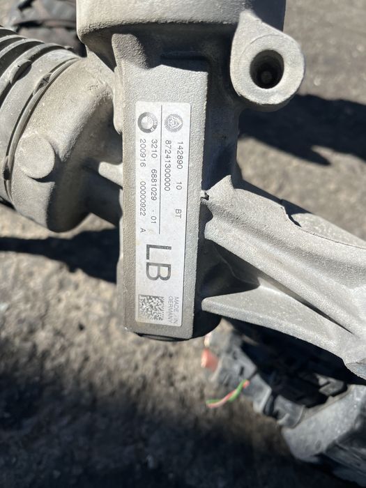 Кормилна рейка бмв ф30/32/36 ( kormilna reika bmw f30/32/34/36 )