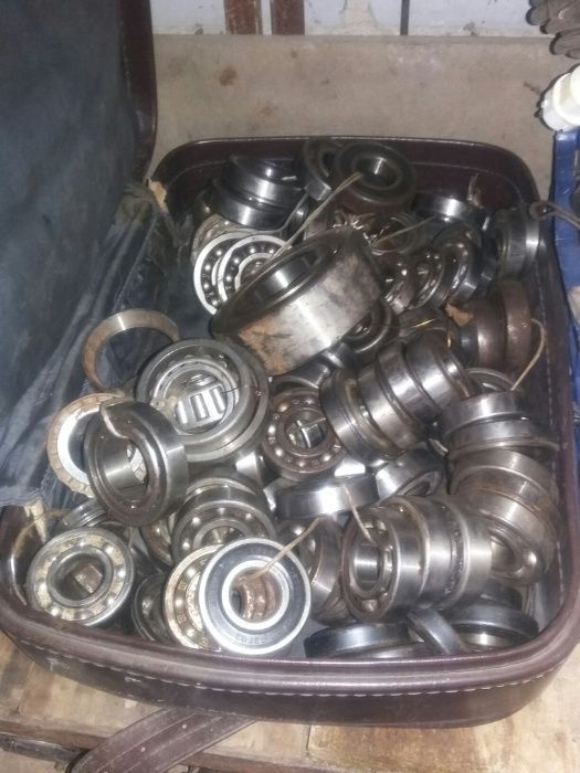 Продам подшипники разные