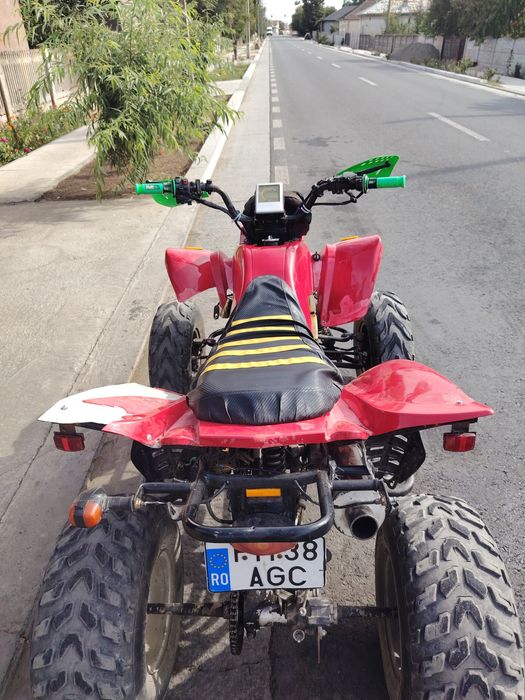 Vând sau schimb ATV