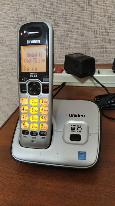 Продам радиотелефон UNIDEN.