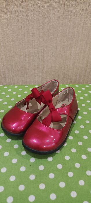 Обувь детская 26 размер цена за всё