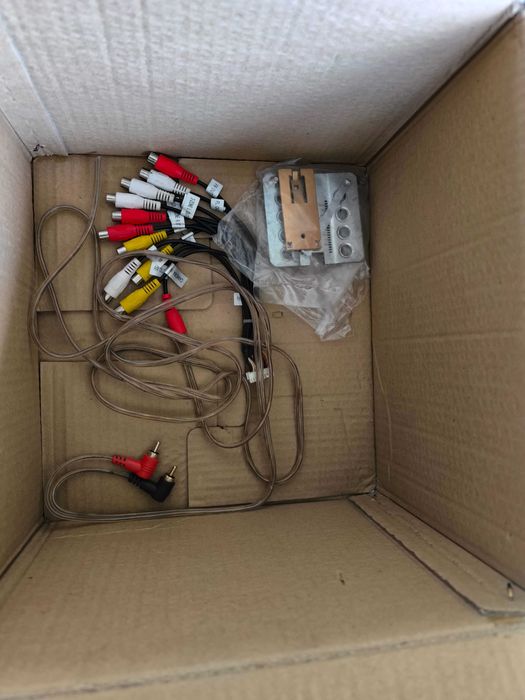 Radio cd mp3 pentru KIA CEED 2007-2013 ORIGINAL