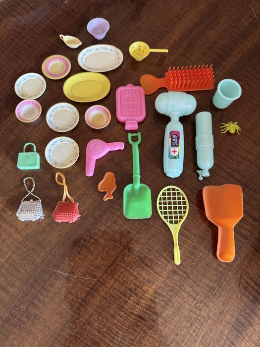 Куколки Барби и игрушки доя девочек.