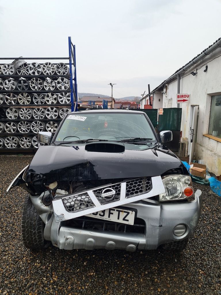 Far Stanga Nissan Navara D22 1998 - 2004 SUV 4 Usi (900) Fara xenon