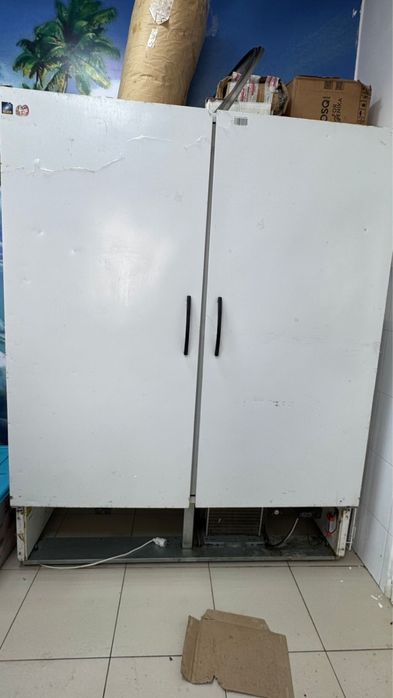 Продам холодильник