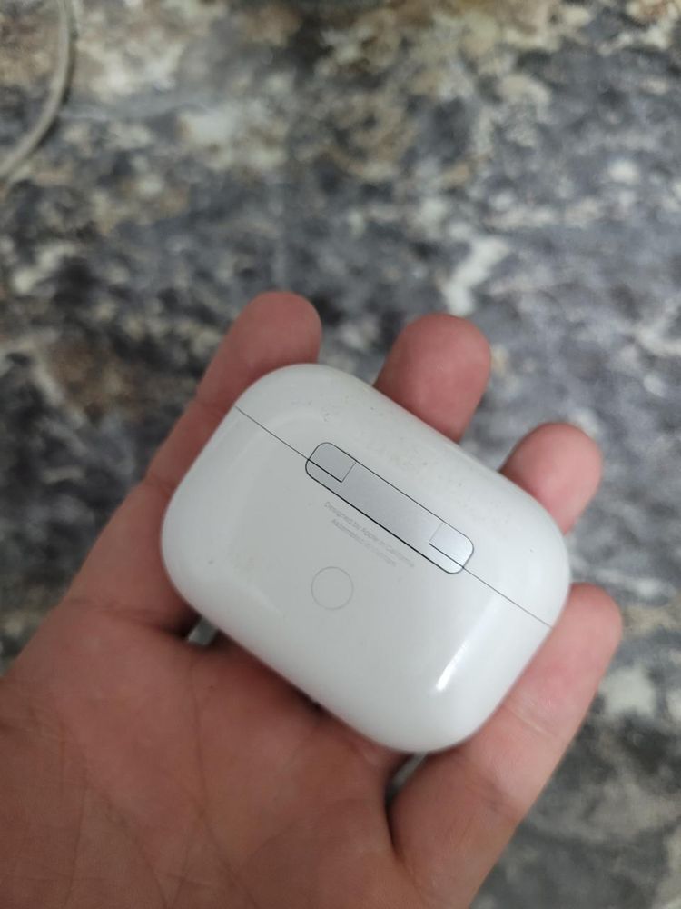 Продается AirPods 2 Pro
