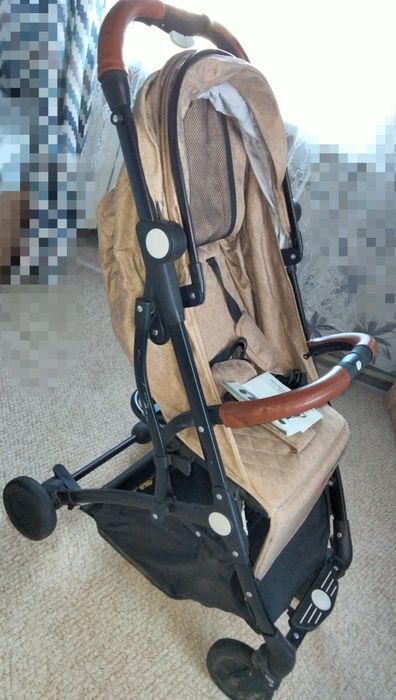 Детская коляска прогулочная