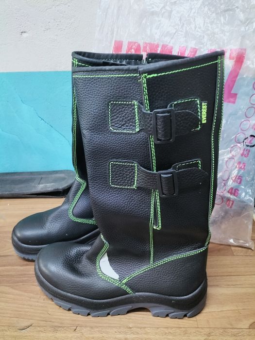 Продам сапоги рабочие