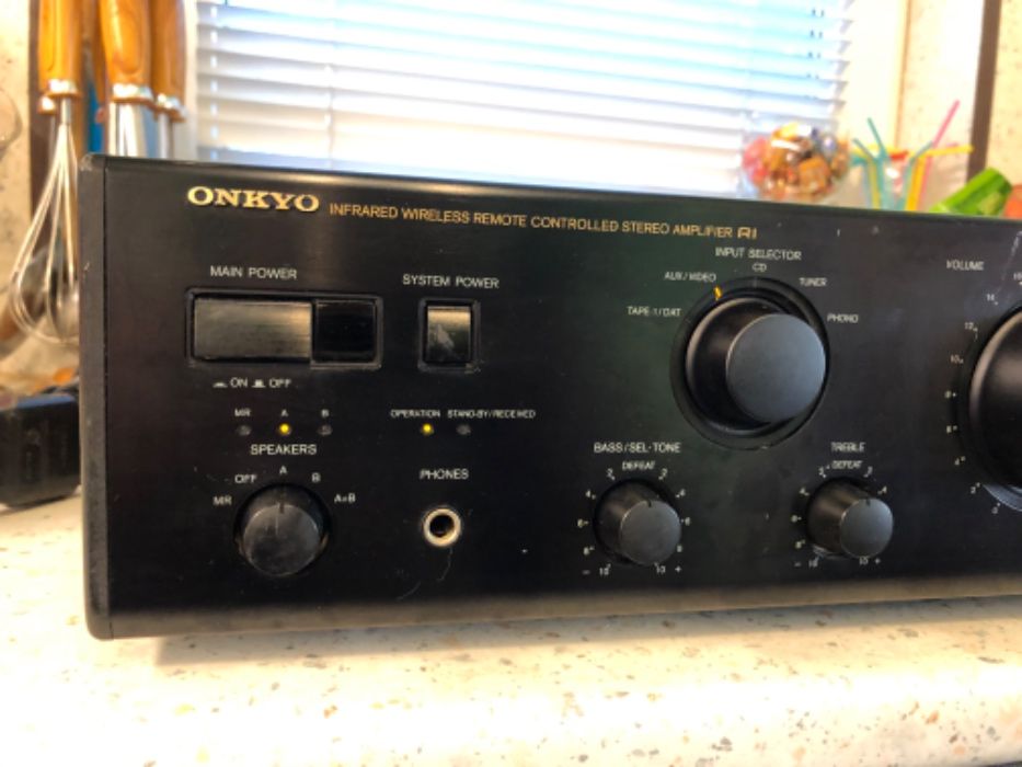 Onkyo A-8830