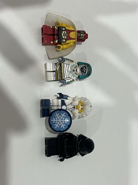 Лего минифигурки оригинал