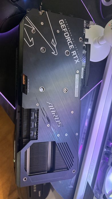 Продавам Nvidia RTX 3070 TI 8GB GDDR6X Aorus MASTER гаранция до 2026
