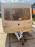 Caravana advanta 575 4 paturi  complet mobilata
