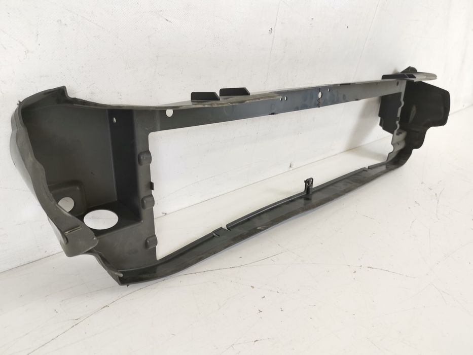 Ягуар Е-Пейс / Jaguar E-Pace Оригинален Дефлектор За Въздух В Добро Съ