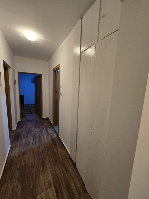Vand Apartament 2 camere decomandate zona Titan, Str Tina Petre