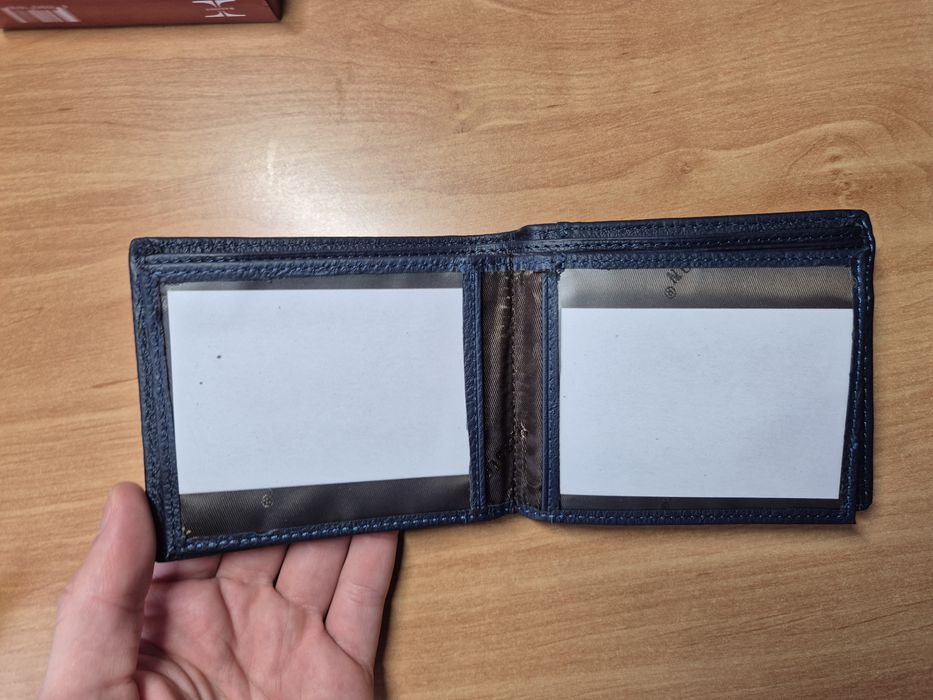 Vand portofel bleumarin din piele naturala, nou