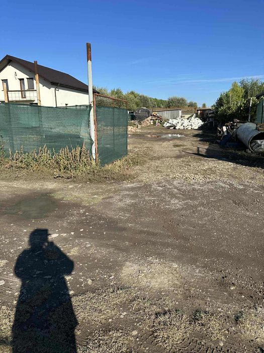 De vanzare teren Sat costi