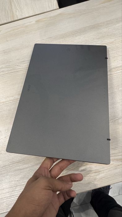 Notebooklar sotiladi yangi hali ishlatilmagan