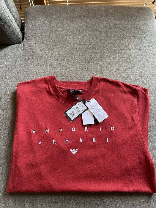 Тениска Armani..