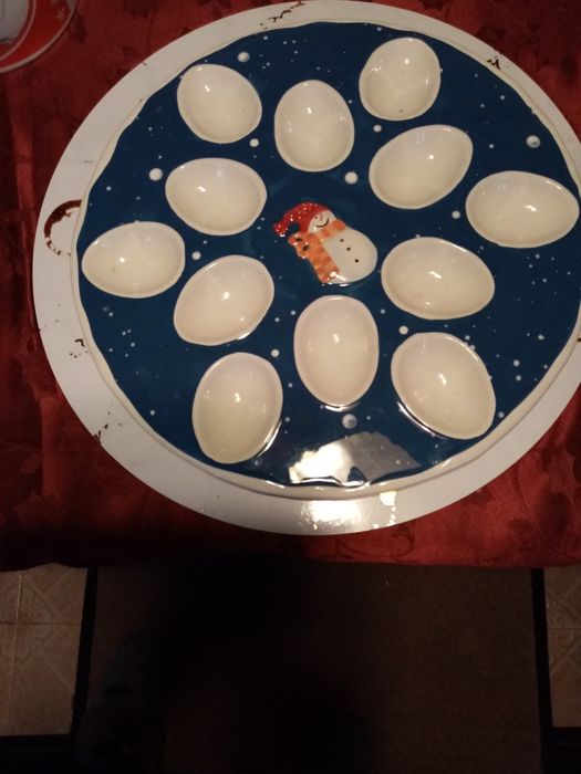 Platou pentru Craciun, ideal pentru  oua umplute