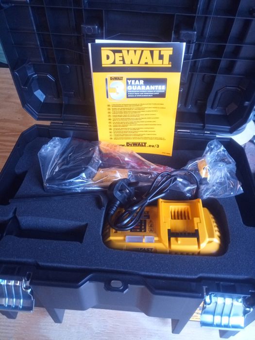 Vand diferite scule dewalt si machita