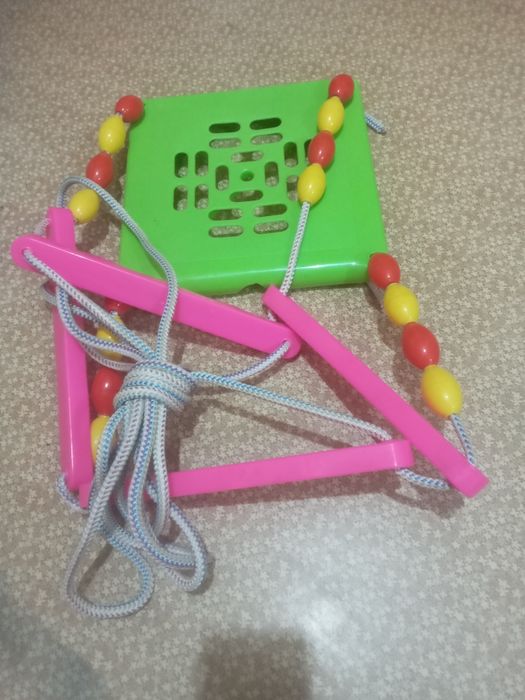 Качели состояние хорошая детские