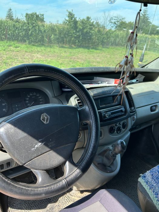 Vând dubă Renault Trafic