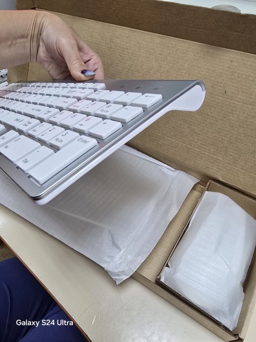 Безжична клавиатура и мишка JOMMA