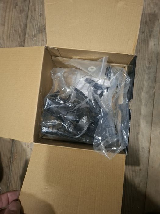 PENN Rival tm rvlbk7 000LC
LONG-CAST   
TM
RVLBK7000LCN