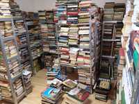 Книги - Бизнес - Продавам разработен онлайн щанд с над 15 000 книги