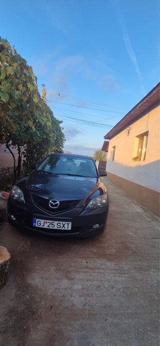 Vând/dezmembrez mazda 3