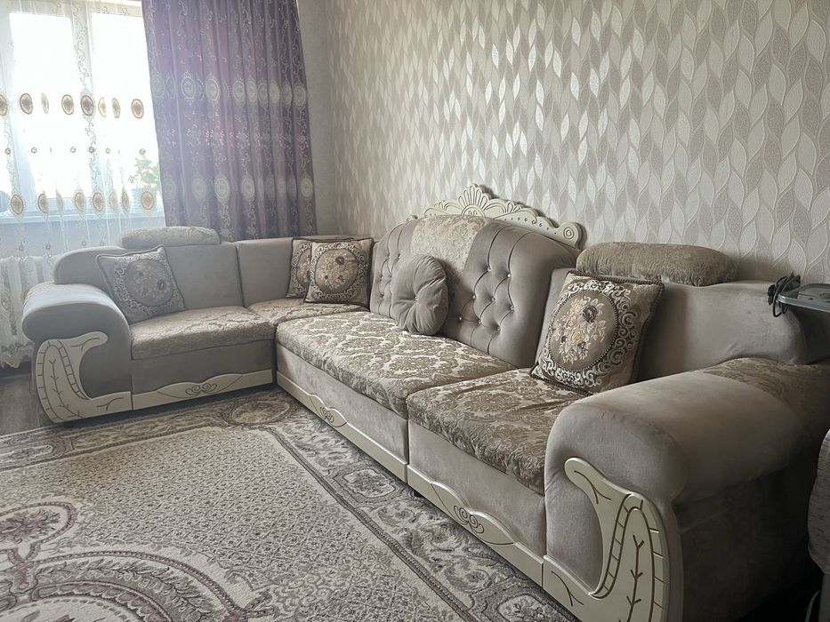 Продам угловой диван