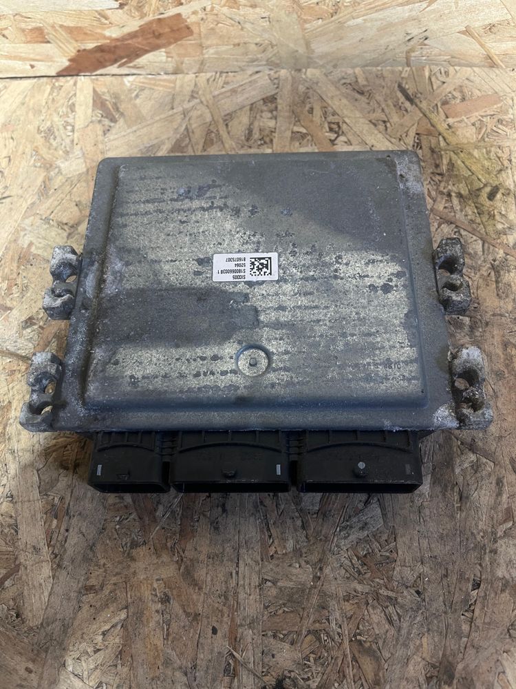 Calculator Motor/Ecu Renault Megane Scenic S180067143A