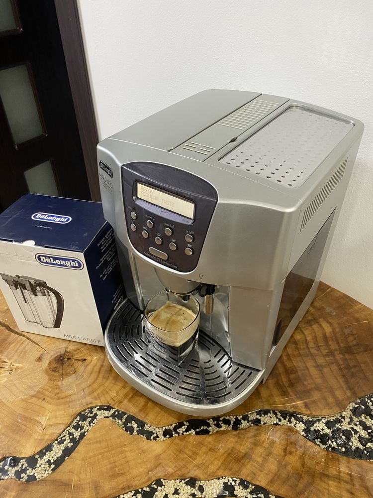 Expresor / espressor delonghi magnifica Pronto