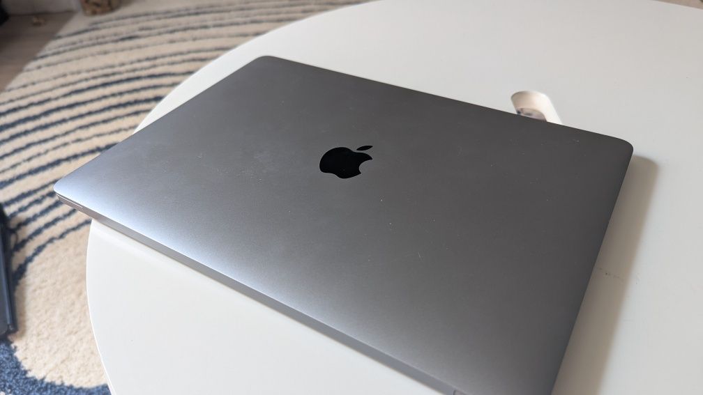MacBook 13 Pro 2019 16GB 512 SSD