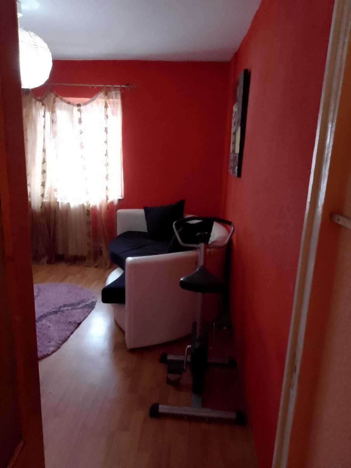 Apartament 2 camere decomandat Cet