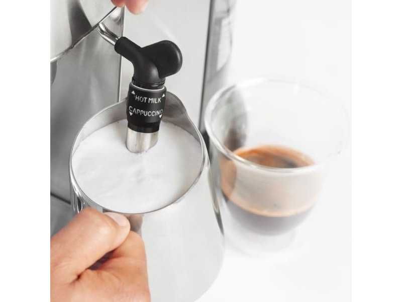 Кафе Машина за Професионално Еспресо у Дома DeLonghi Dedica EC685