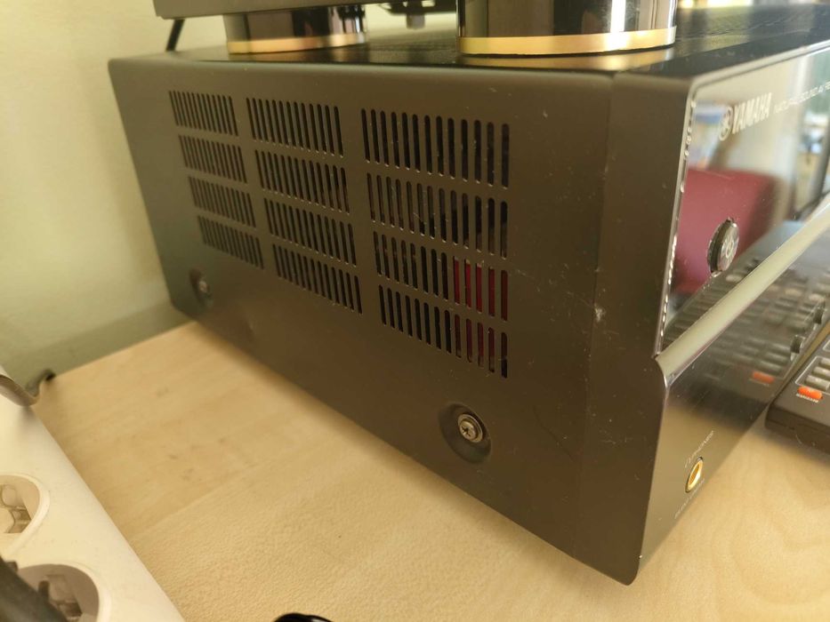 Statie , amplificator Yamaha HTR 2064