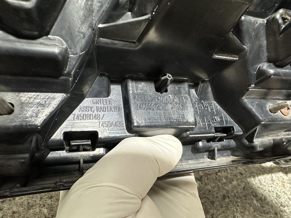 Grila radiator Mitsubishi Eclipse Cross