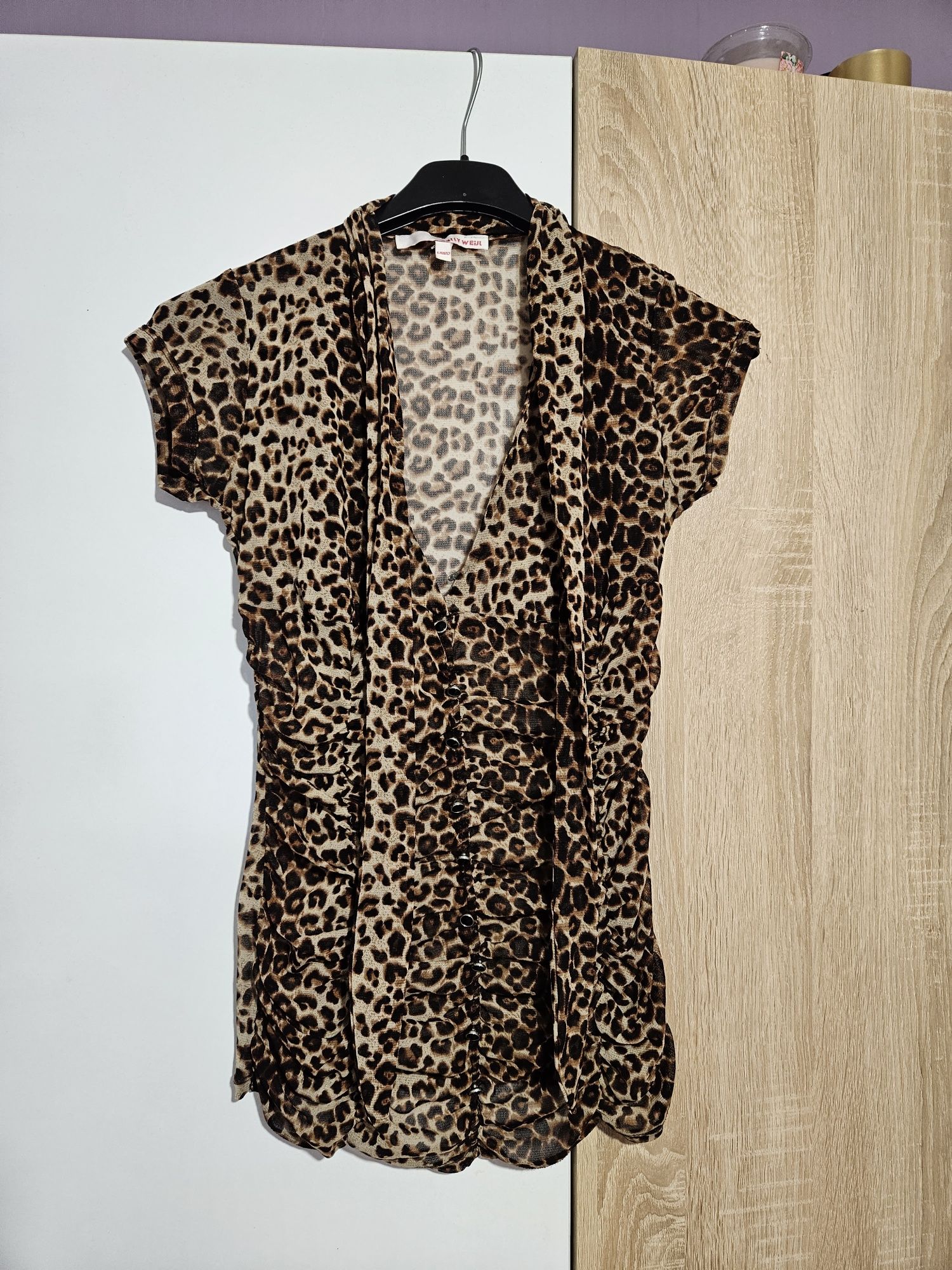Елегантна дамска леопардова блуза