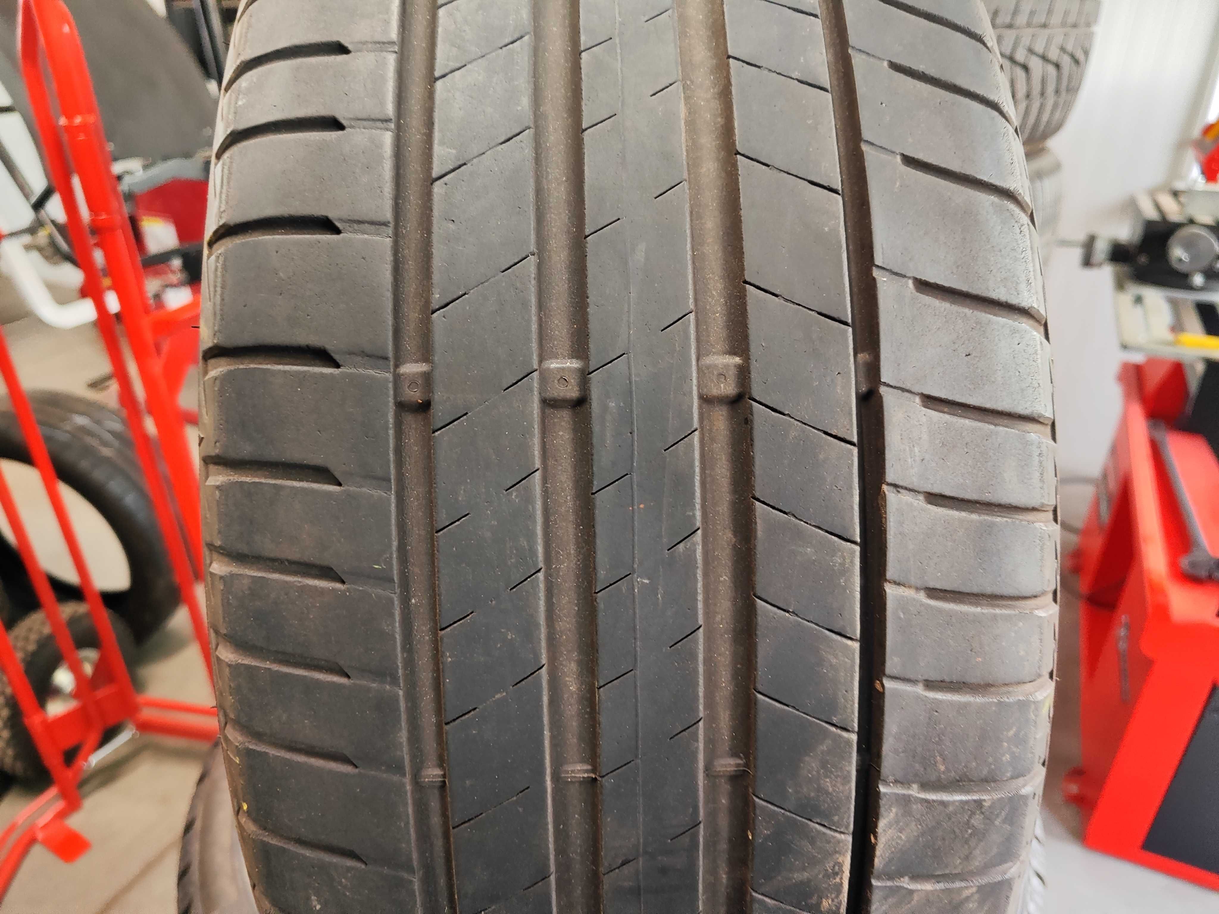 2бр. летни гуми 245/45/19 Bridgestone