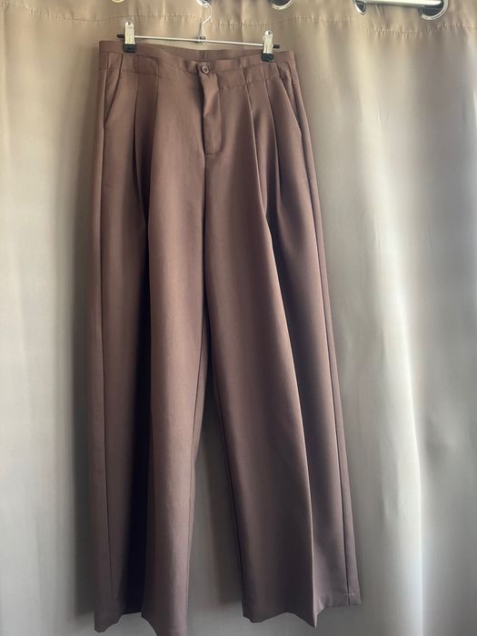 Дамски широк панталон.