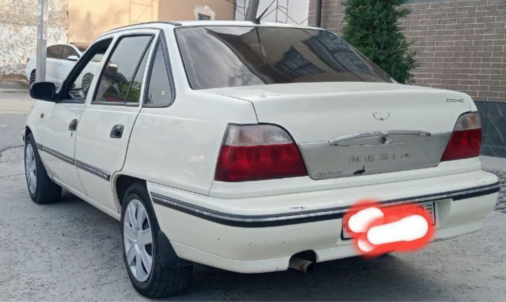 Nexia-1, 2008-yil sotiladi srochno qarshi mashinasi.