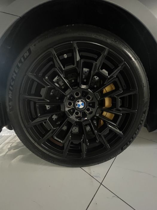 BMW i5 35 L Luxury позиция полний фул